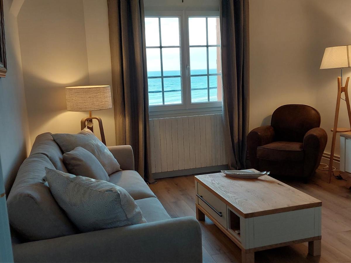 Au Gre Des Marees 2 Appartement Face A La Mer 2Eme Etage Ault Exterior foto