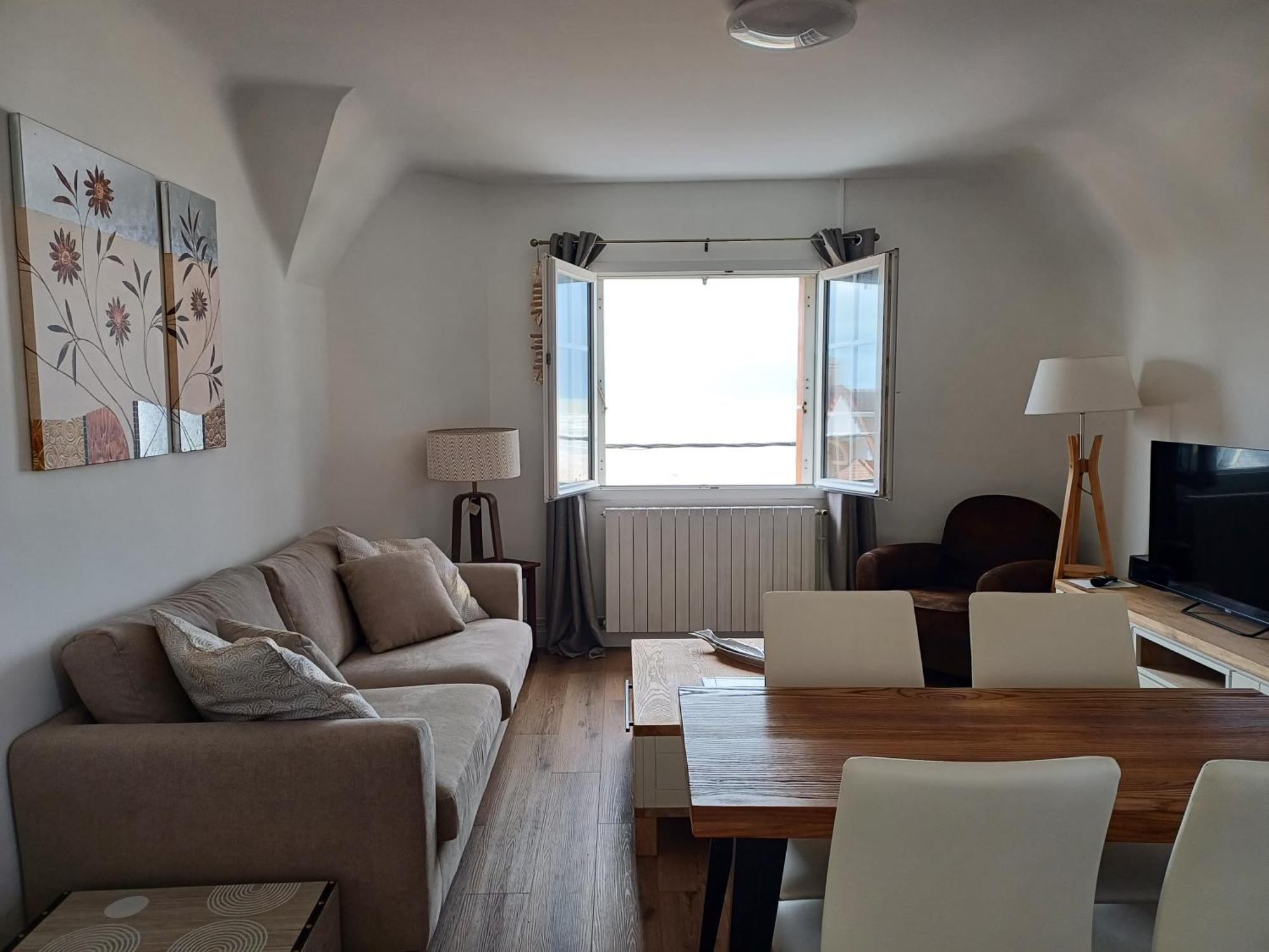 Au Gre Des Marees 2 Appartement Face A La Mer 2Eme Etage Ault Exterior foto